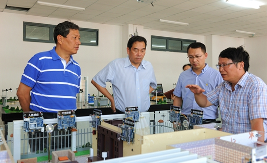 上海貝格計算機數(shù)據(jù)服務(wù)與貴州省高級人民法院來校調(diào)研